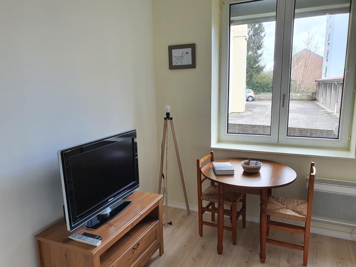 Le Comtois, Studio Au Calme Proche De La Gare Besançon Kültér fotó